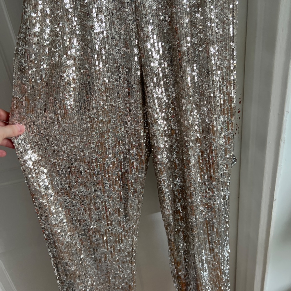 Sparkling - Picture 2 of 3